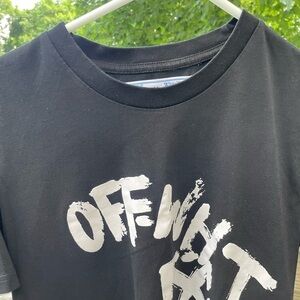 Off white tee